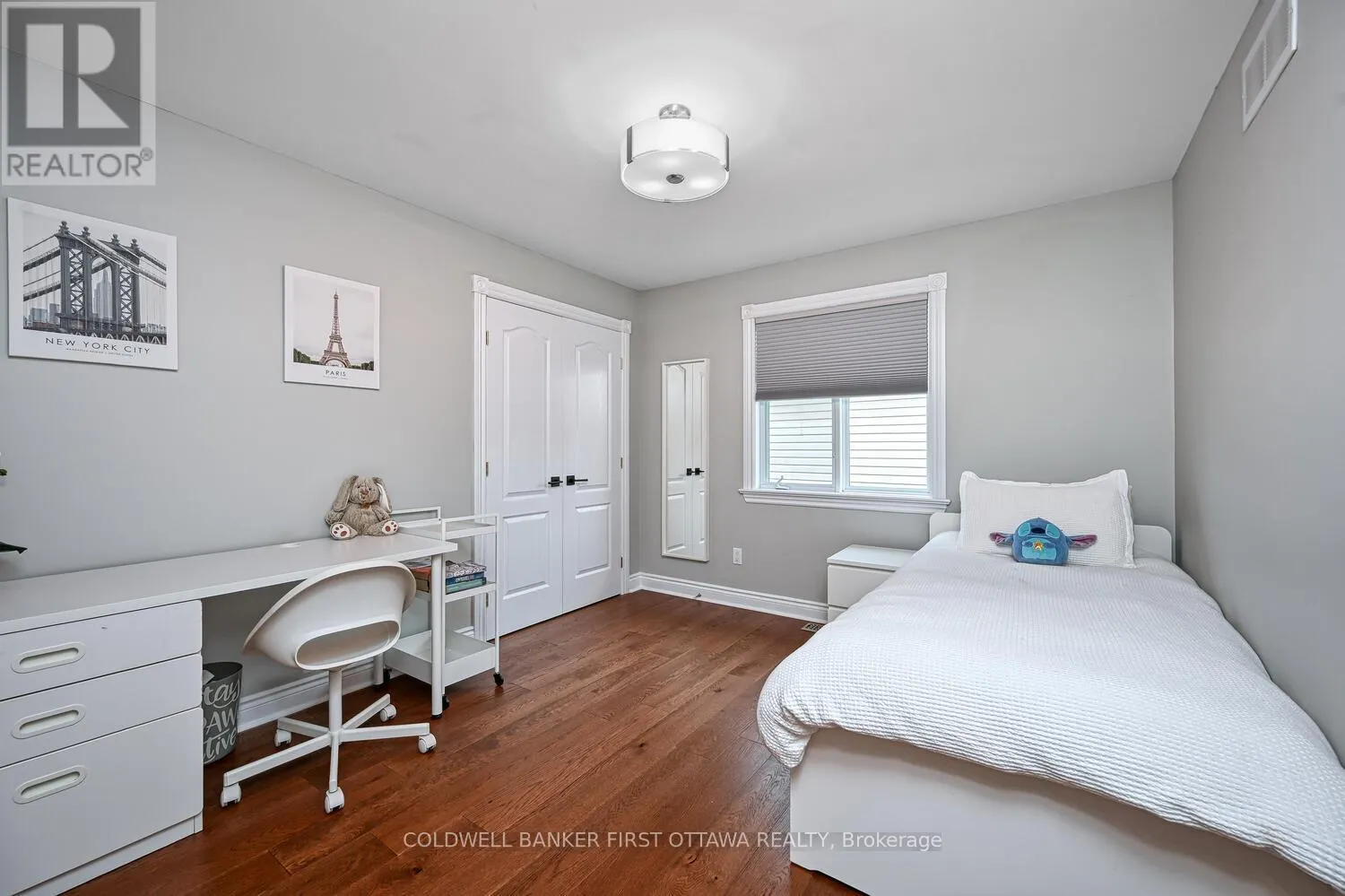 105 SIROCCO CRESCENT