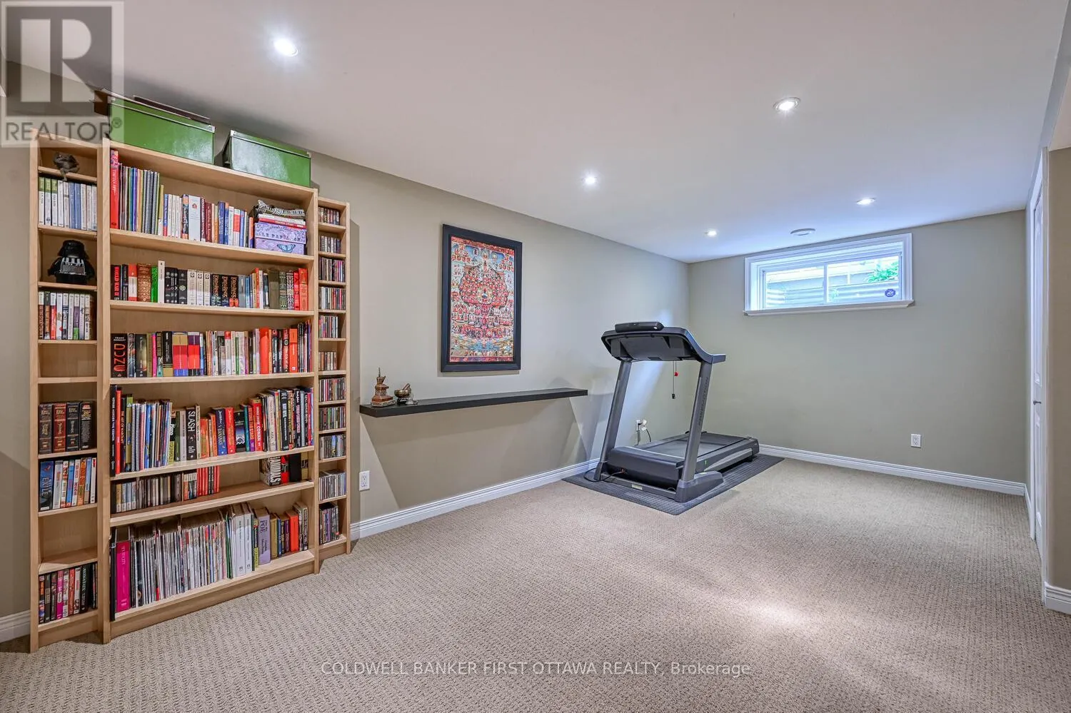 105 SIROCCO CRESCENT