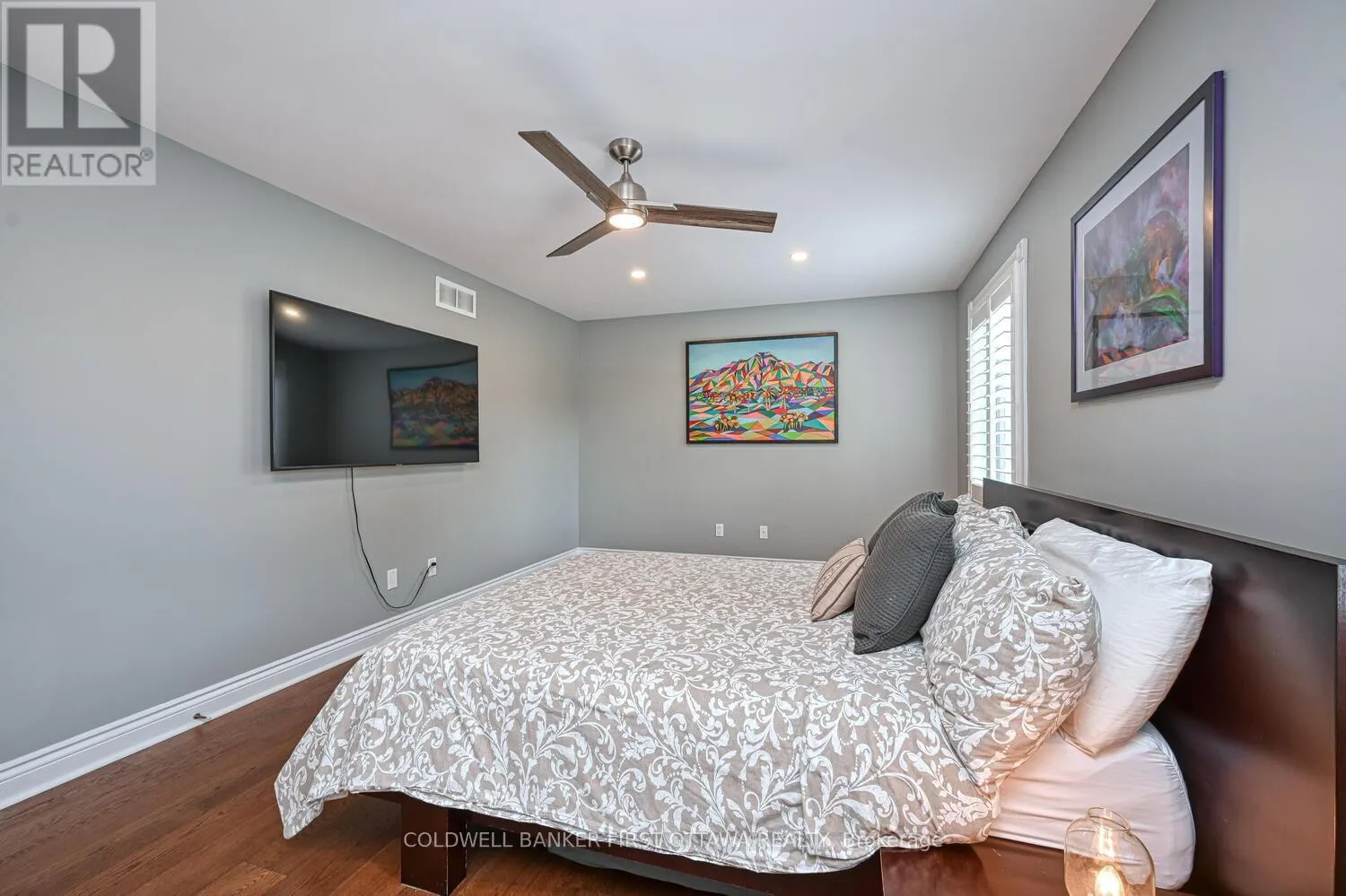 105 SIROCCO CRESCENT