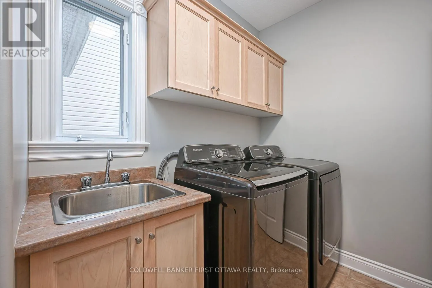 105 SIROCCO CRESCENT