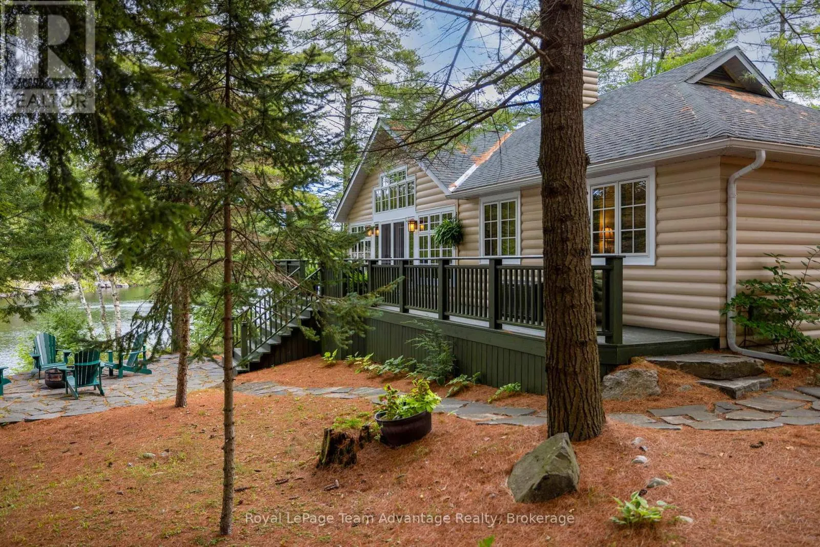 5 FALLINGVIEW TRAIL