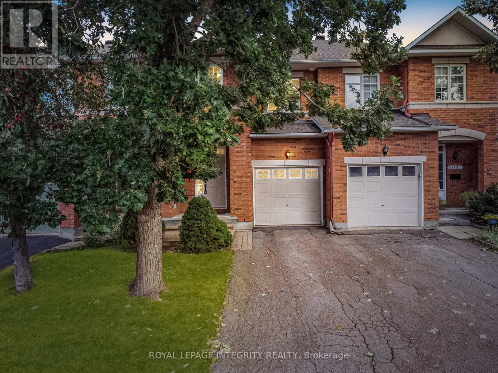 2093 BERGAMOT CIRCLE