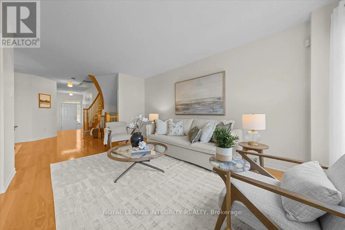 2093 BERGAMOT CIRCLE