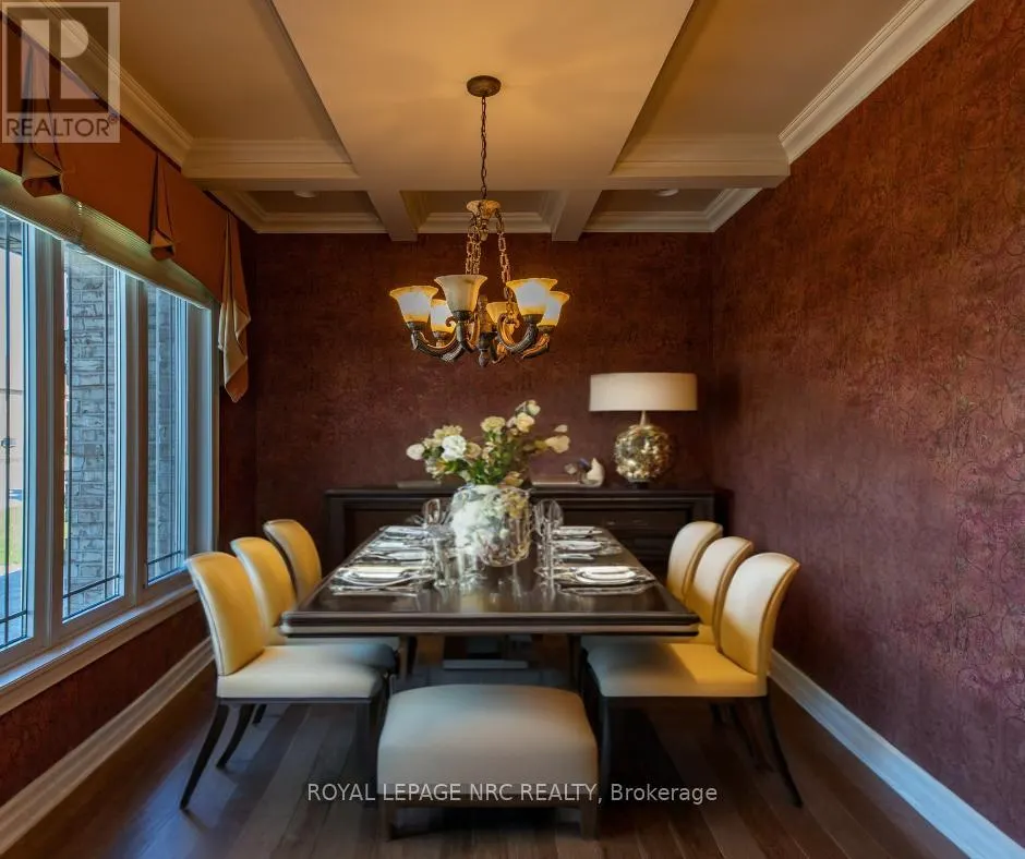 6 MUIRFIELD TRAIL