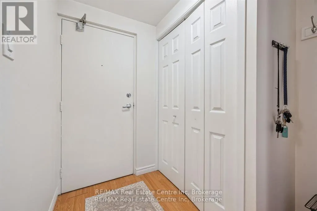 310 - 65 SILVERCREEK PARKWAY N, #310