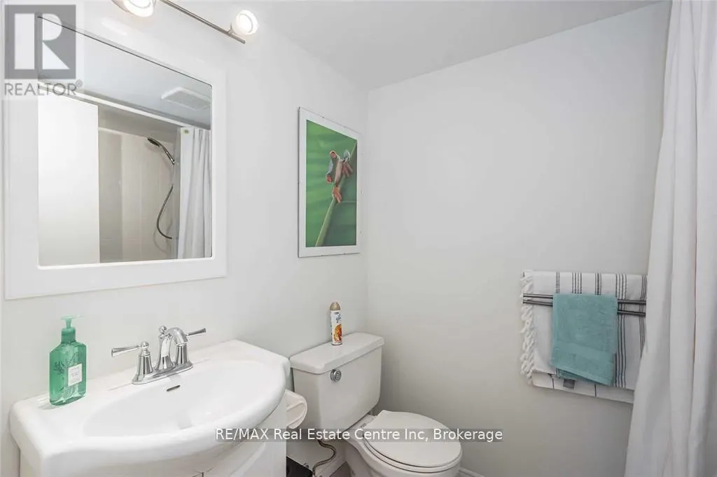 310 - 65 SILVERCREEK PARKWAY N, #310