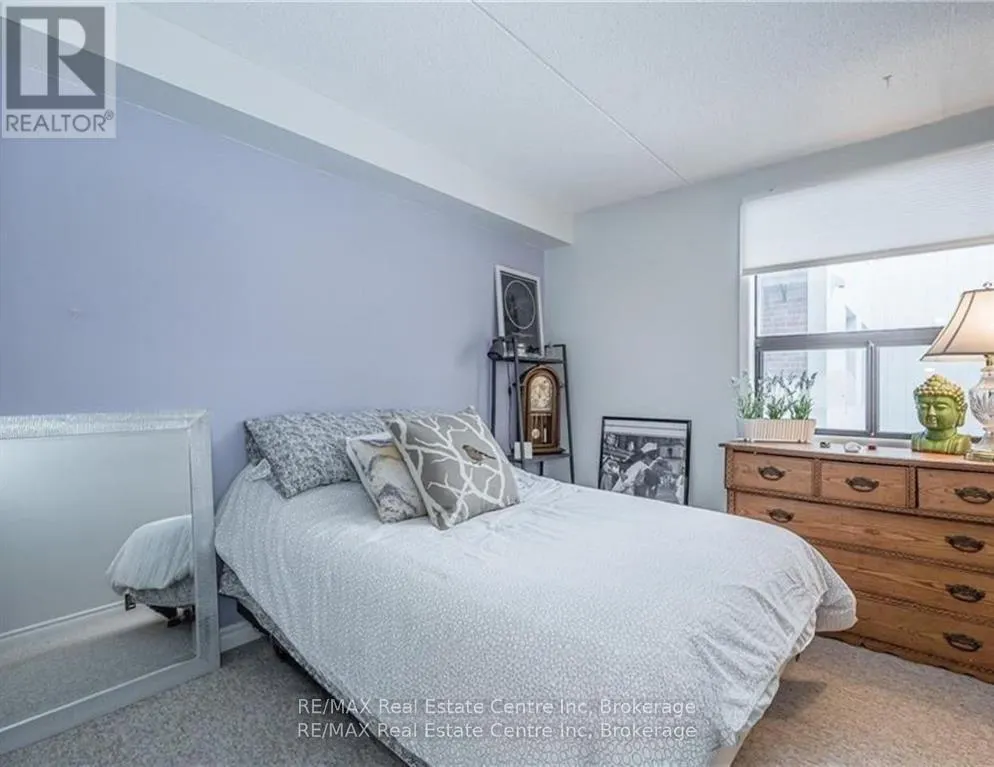 310 - 65 SILVERCREEK PARKWAY N, #310