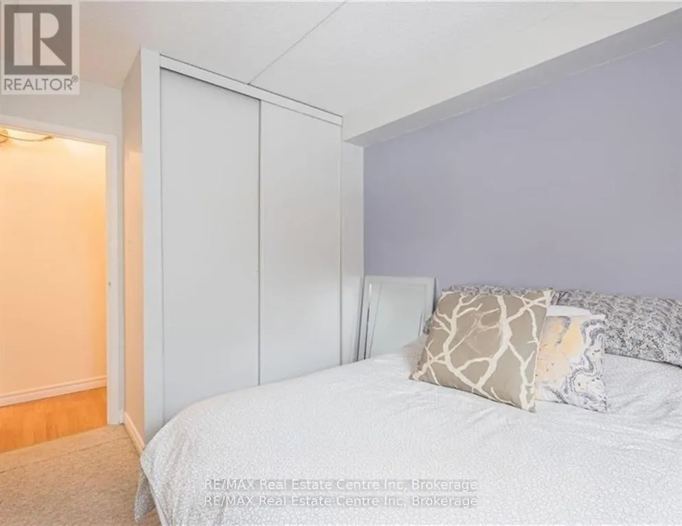 310 - 65 SILVERCREEK PARKWAY N, #310