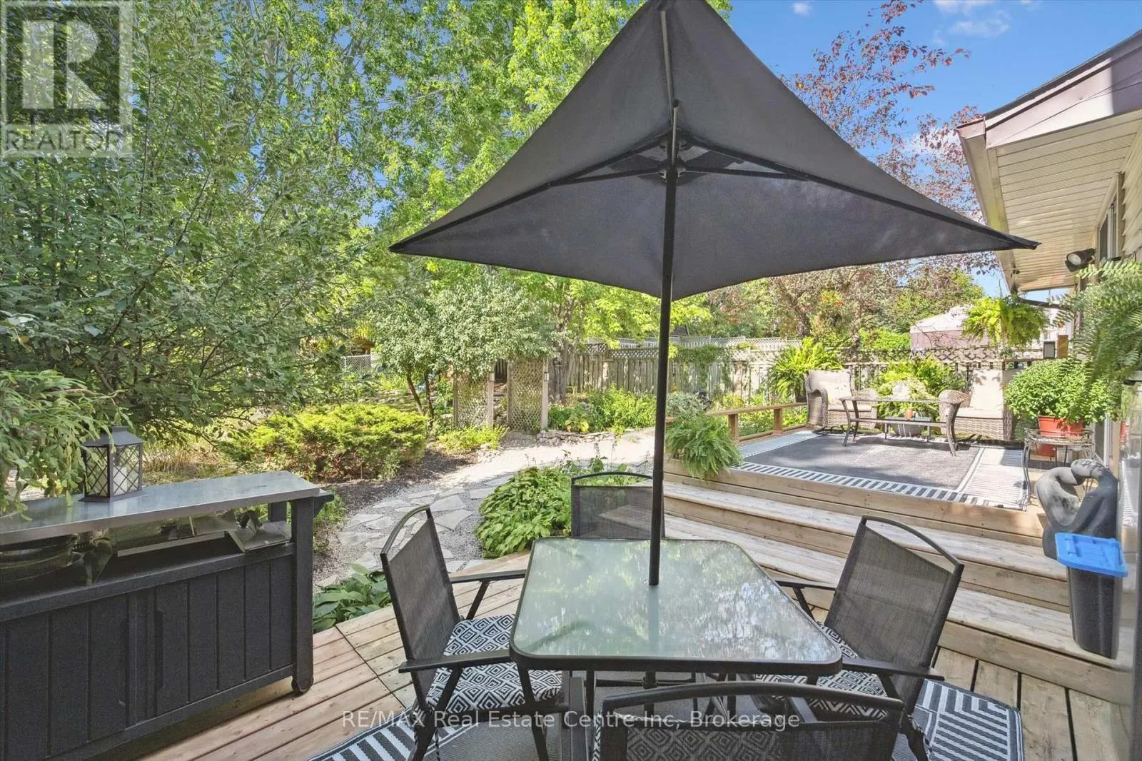 53 ROCHELLE DRIVE
