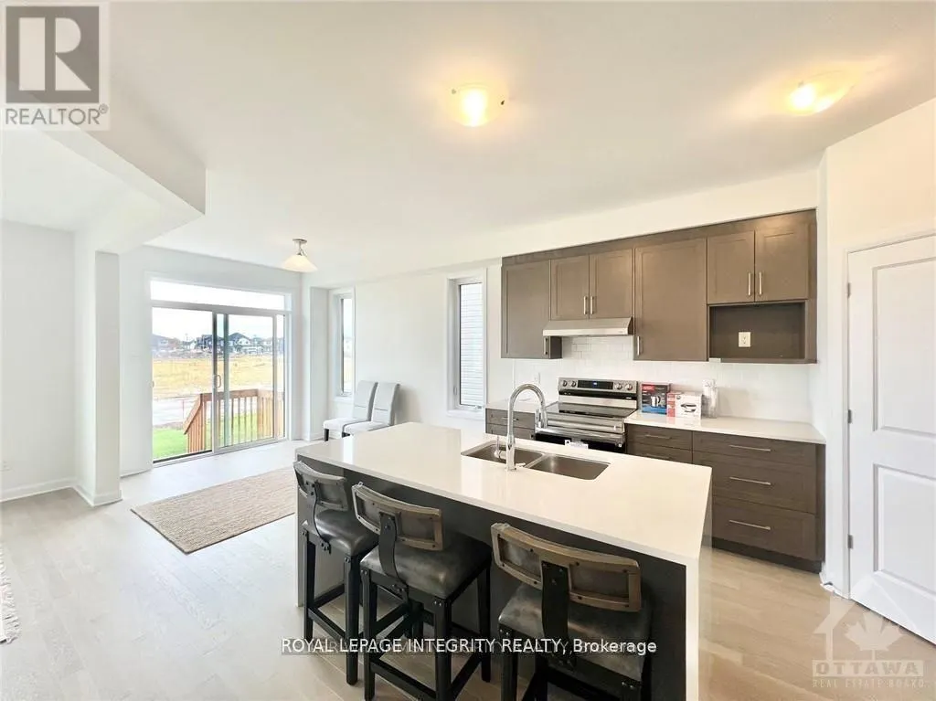 212 ELSIE MACGILL WALK