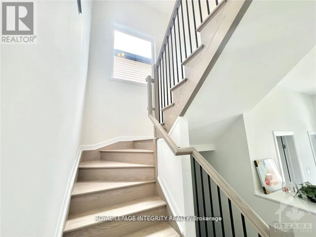 212 ELSIE MACGILL WALK