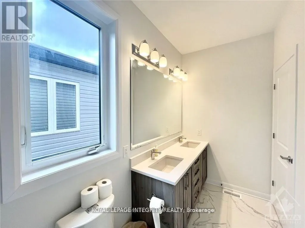 212 ELSIE MACGILL WALK