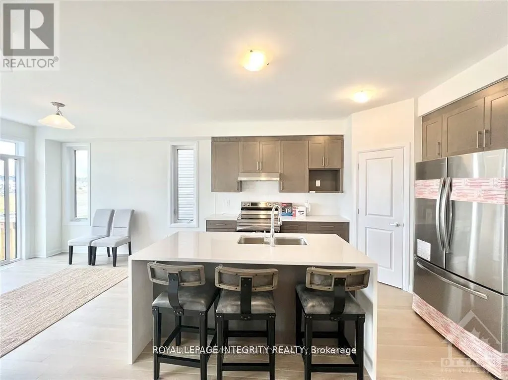 212 ELSIE MACGILL WALK