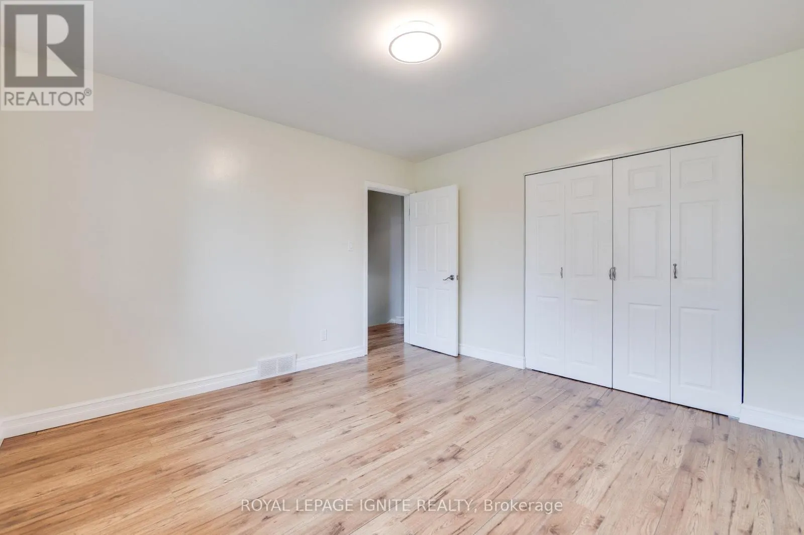 1761 DALEVIEW CRESCENT