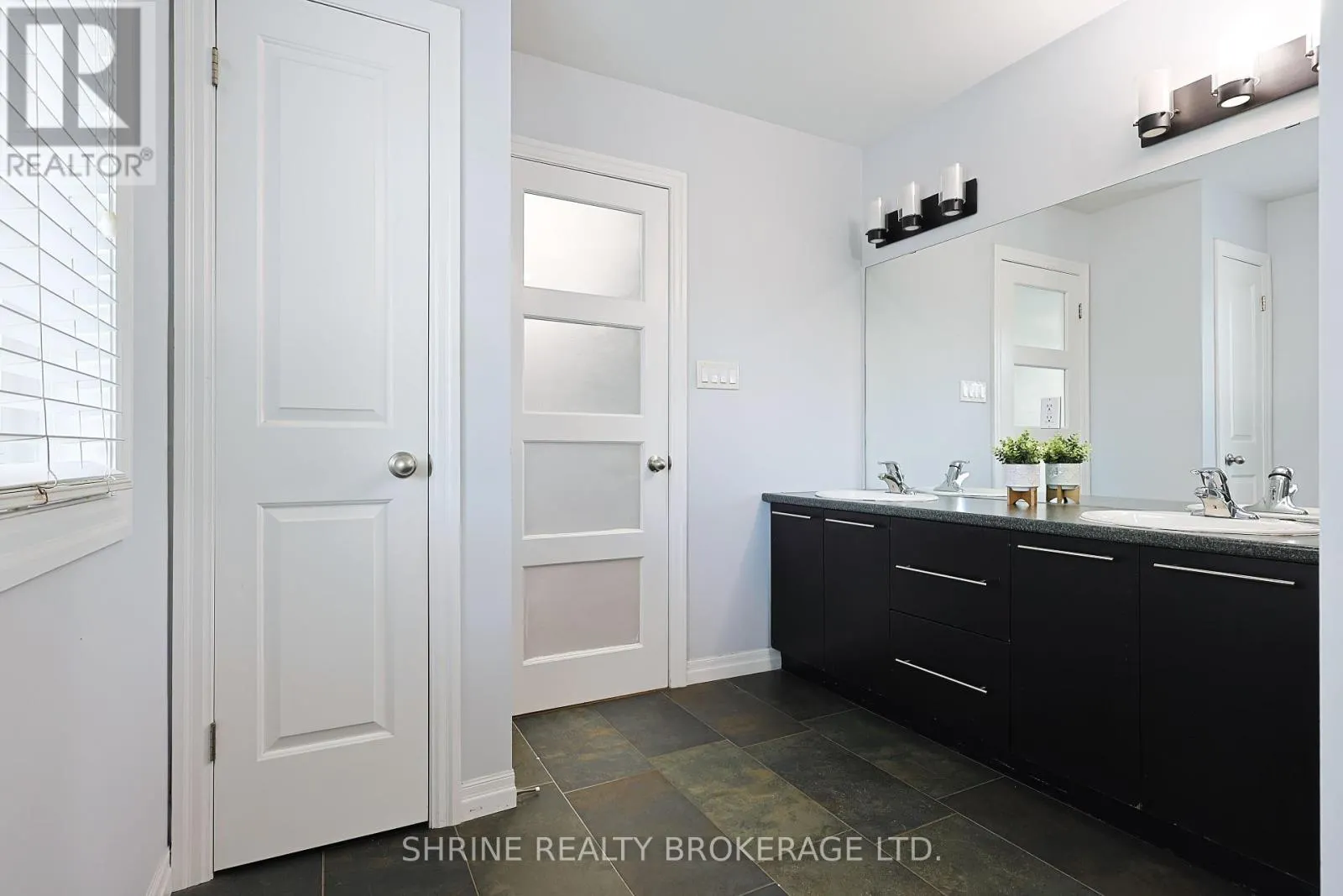 59 - 112 NORTH CENTRE ROAD, #59