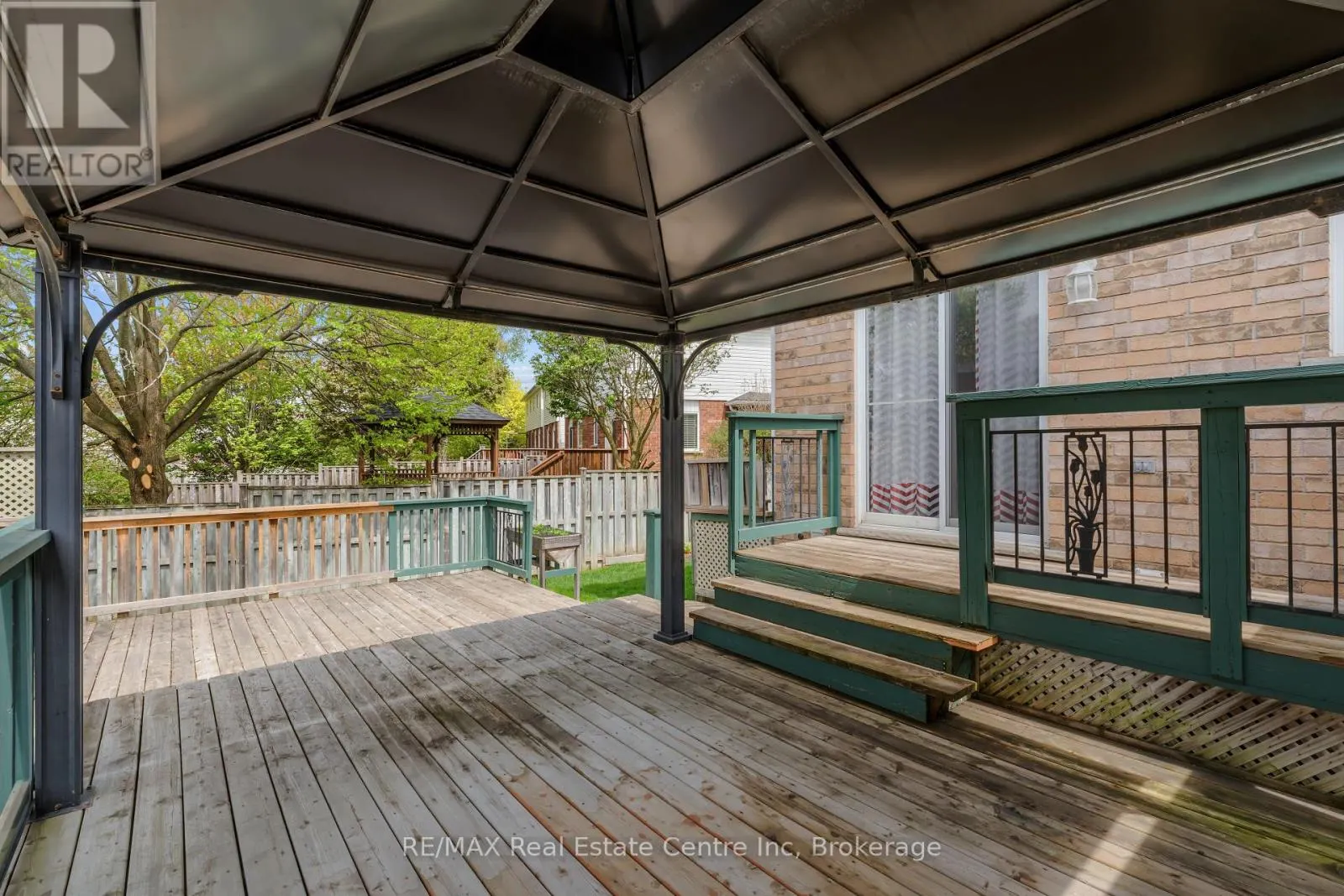 137 GOSLING GARDENS