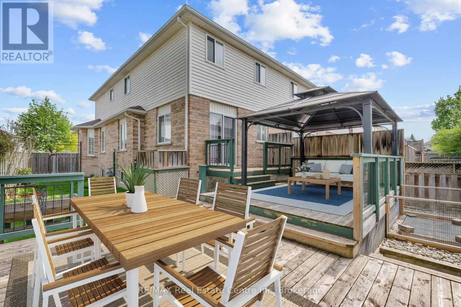 137 GOSLING GARDENS