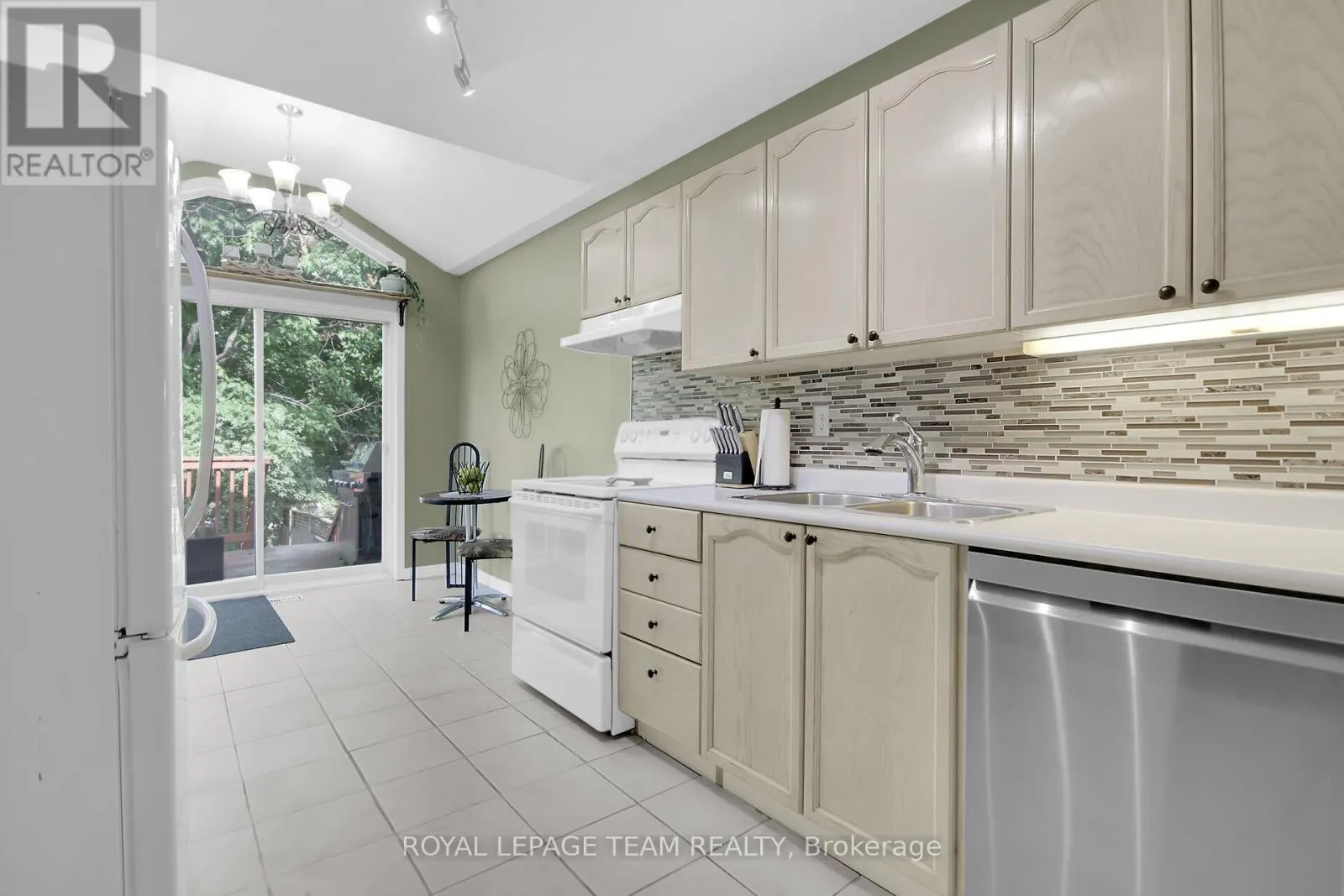 75 INVERARY DRIVE