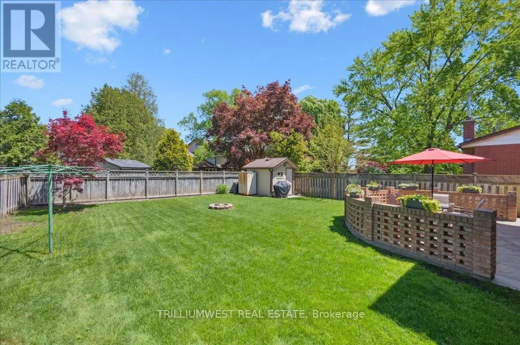 76 LOWER CANADA CRESCENT