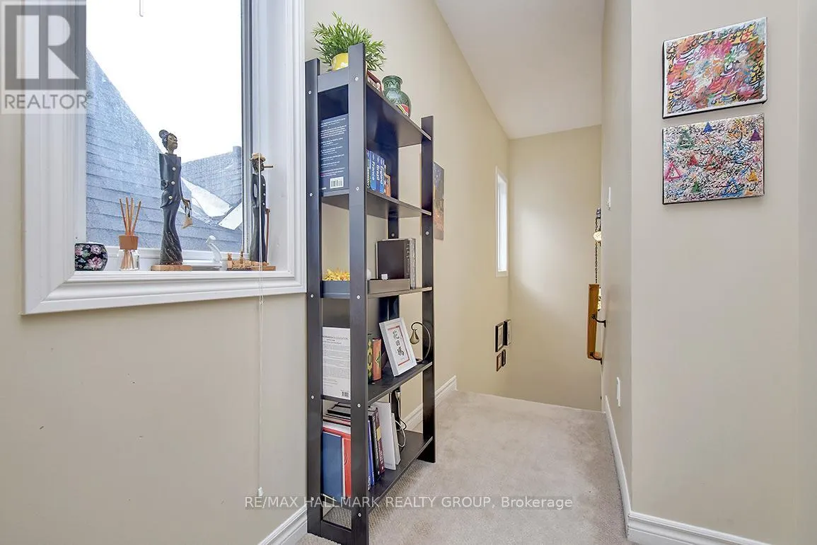 130A CARRUTHERS AVENUE
