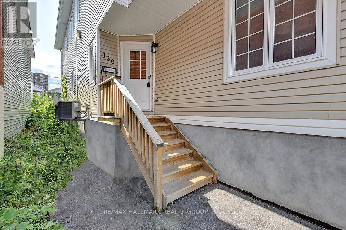 130A CARRUTHERS AVENUE