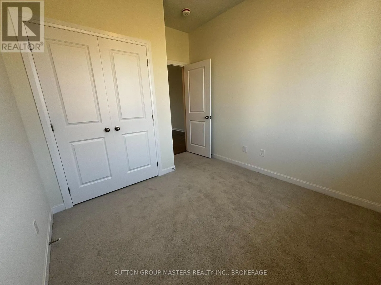 46 OAKMONT DRIVE