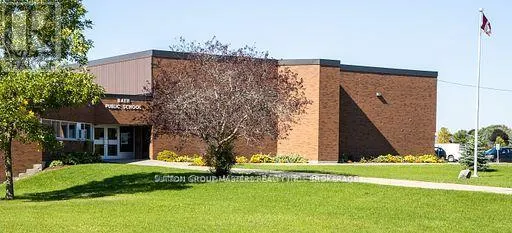 46 OAKMONT DRIVE