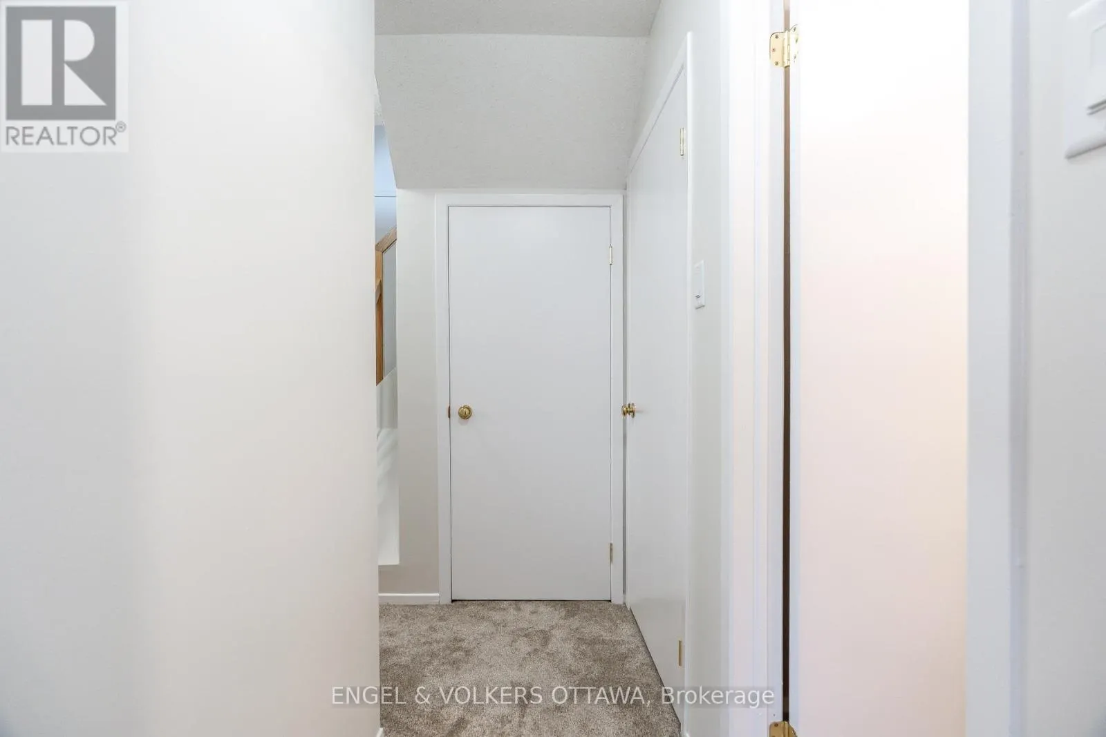 1504 TANGUAY COURT