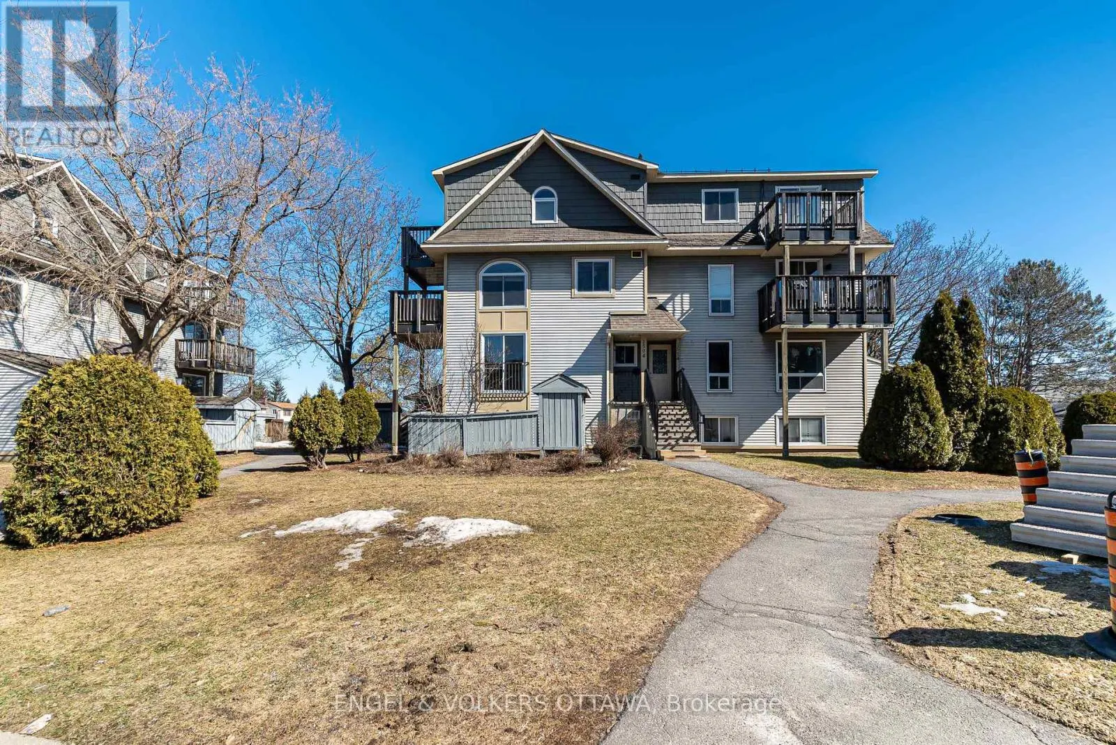 1504 TANGUAY COURT