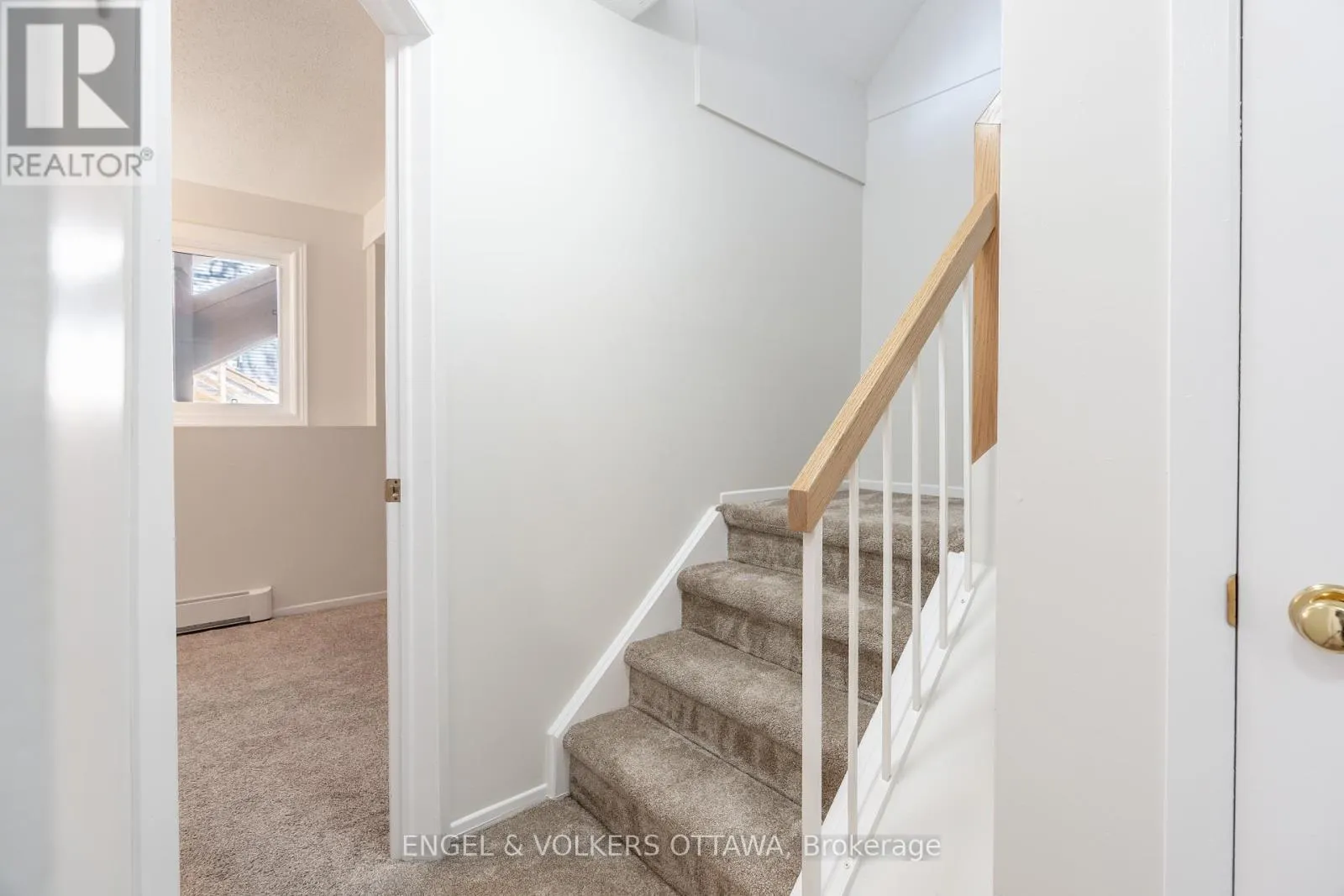 1504 TANGUAY COURT