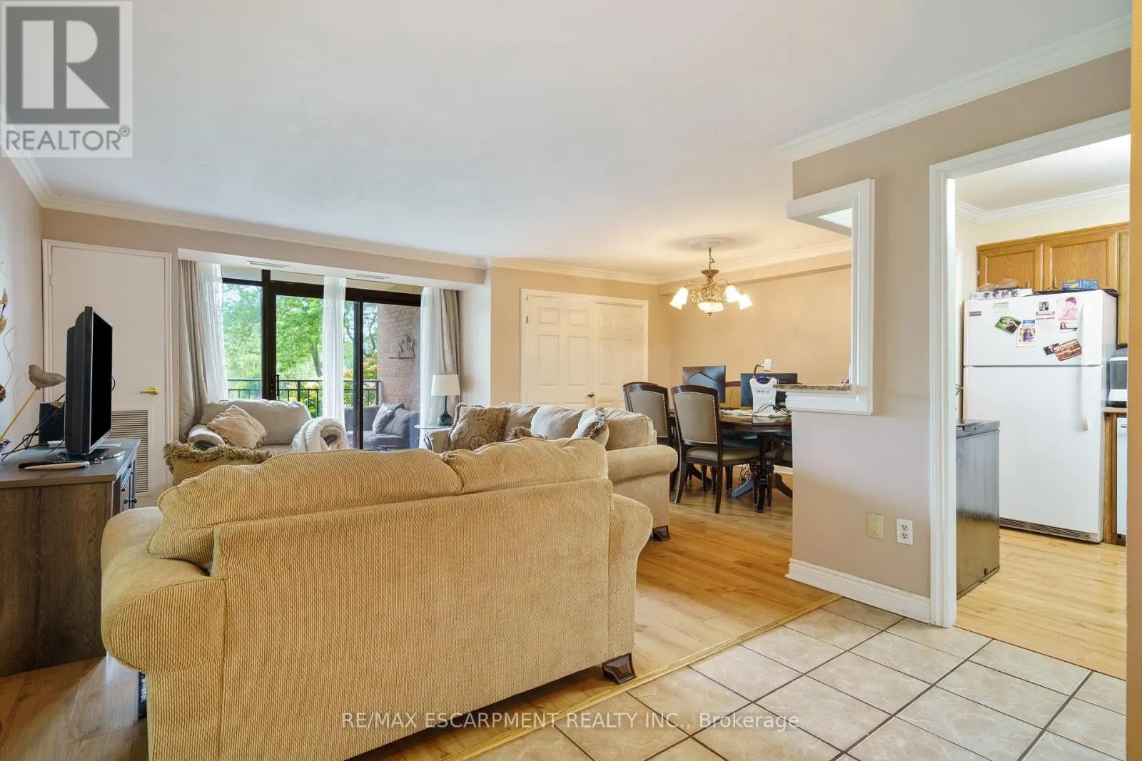 218 - 500 GREEN ROAD