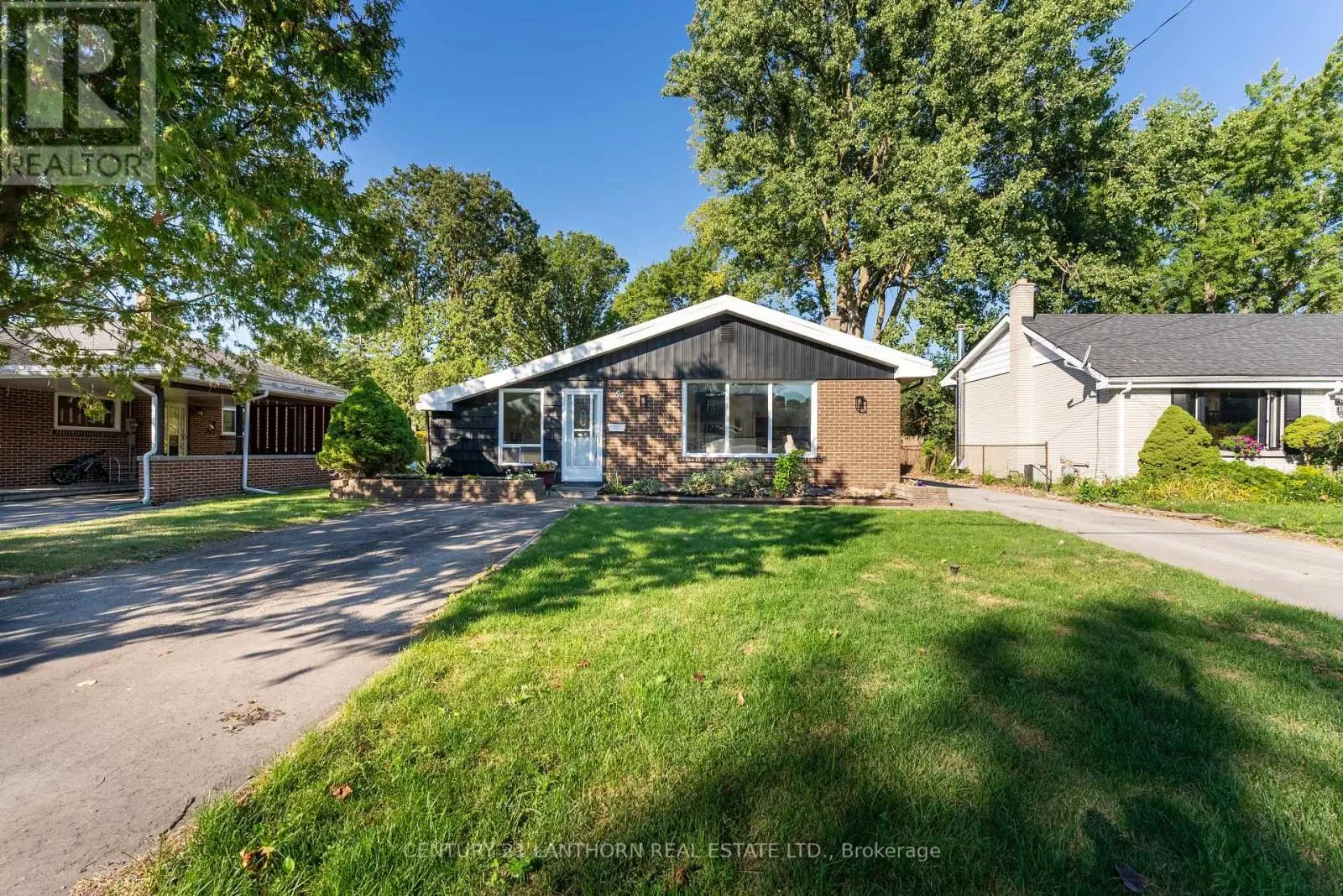 94 ROLLINS DRIVE