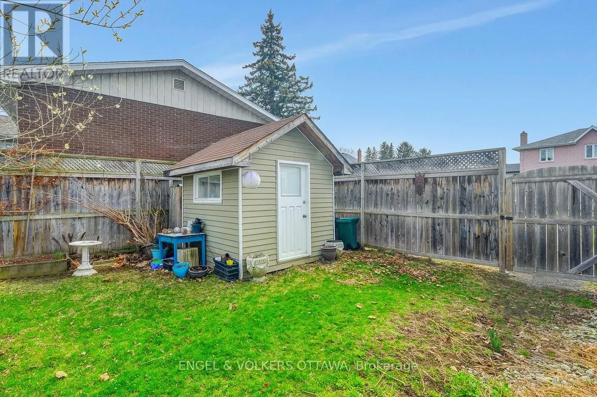 989 BAKERVALE DRIVE