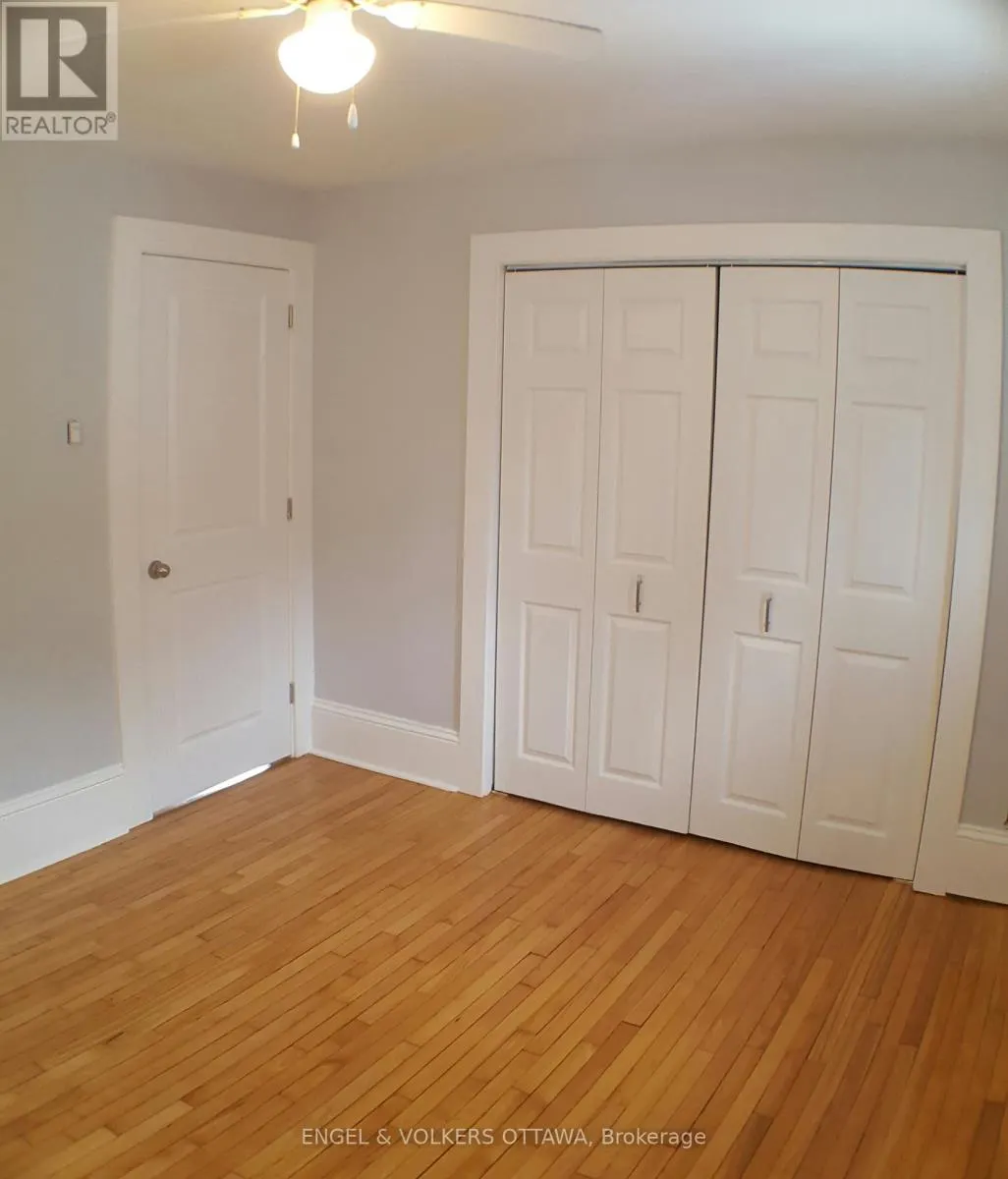 989 BAKERVALE DRIVE