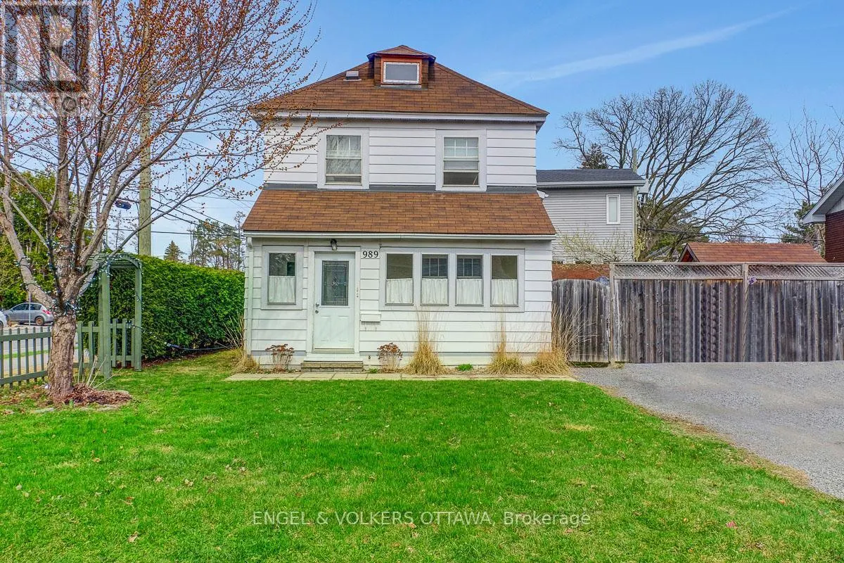 989 BAKERVALE DRIVE