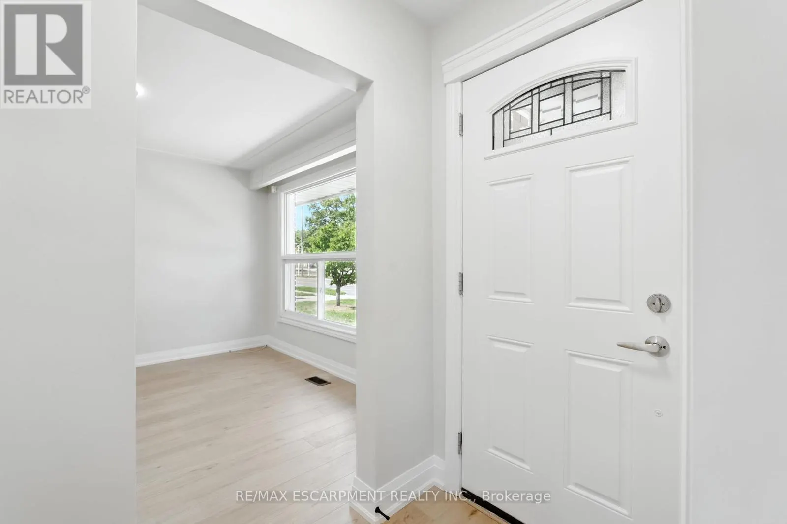 A - 929 UPPER OTTAWA STREET