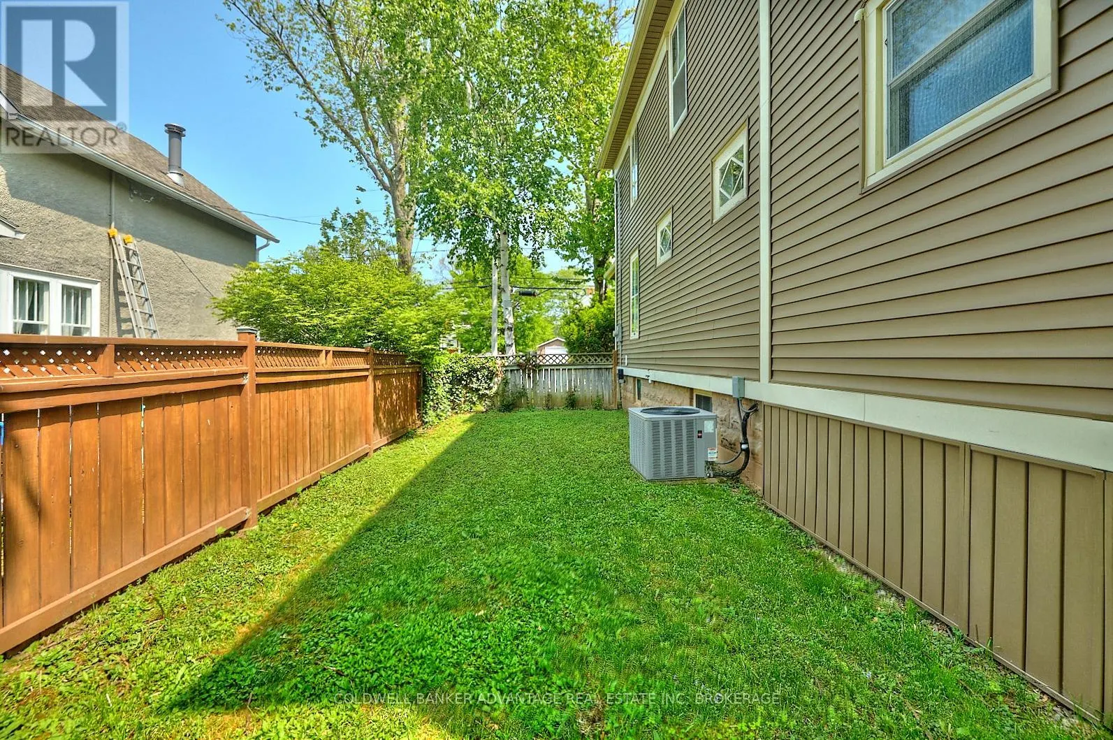 159 MERRITT STREET W