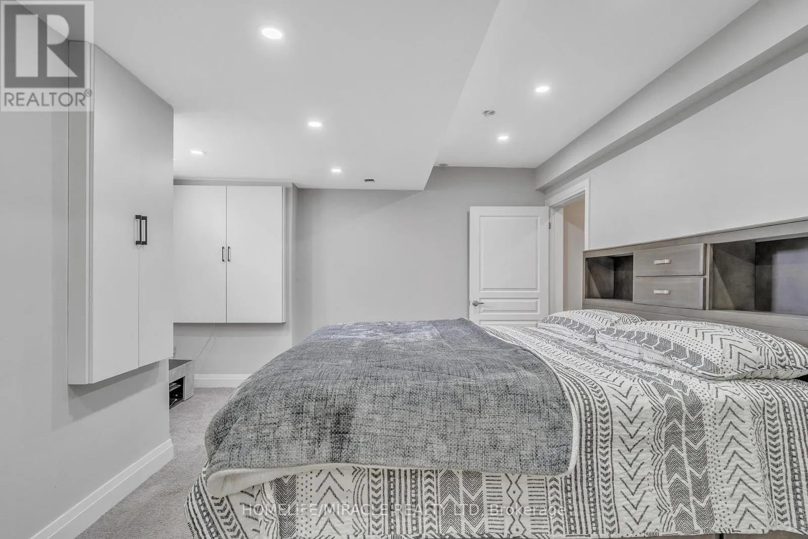 6956 CONCESSION 4