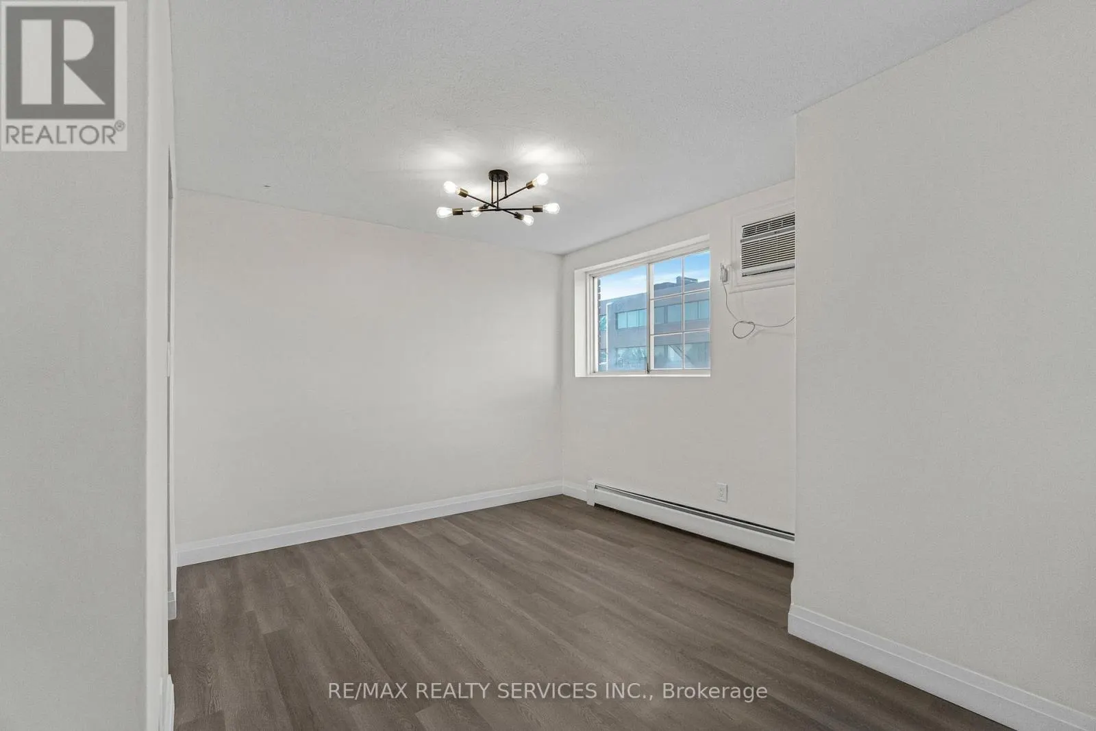 202 - 4218 PORTAGE ROAD