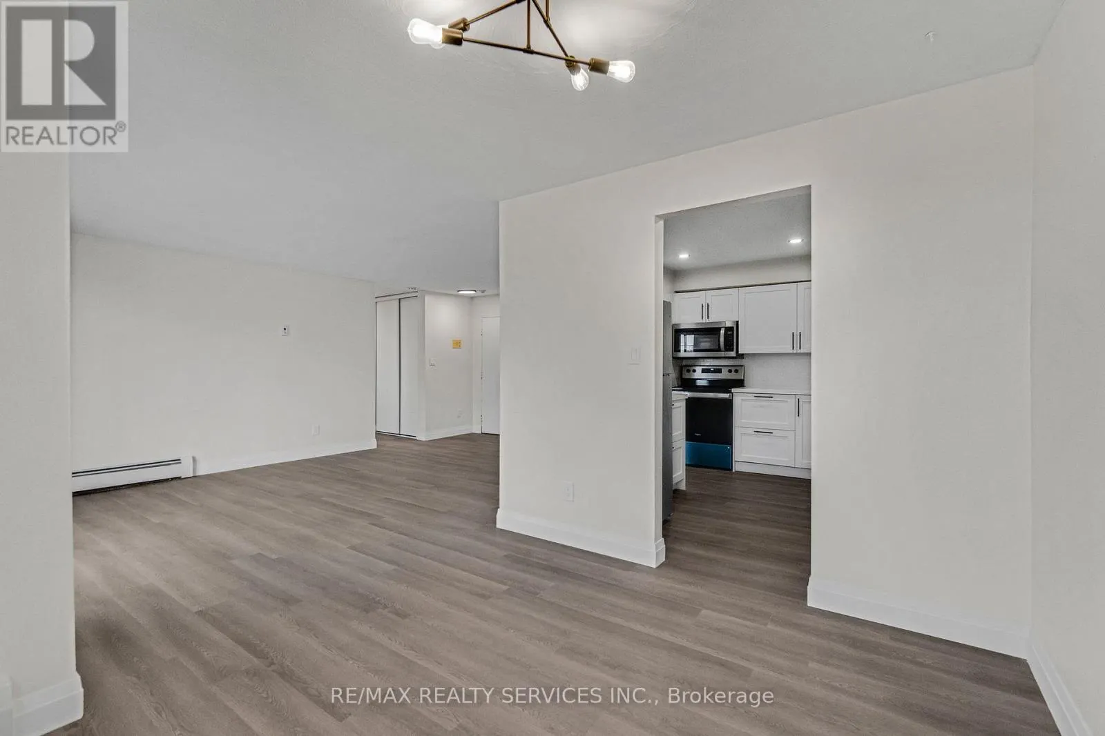 202 - 4218 PORTAGE ROAD