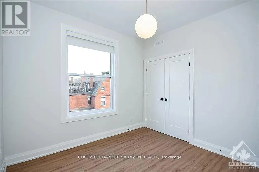 8 - 15 MONK STREET