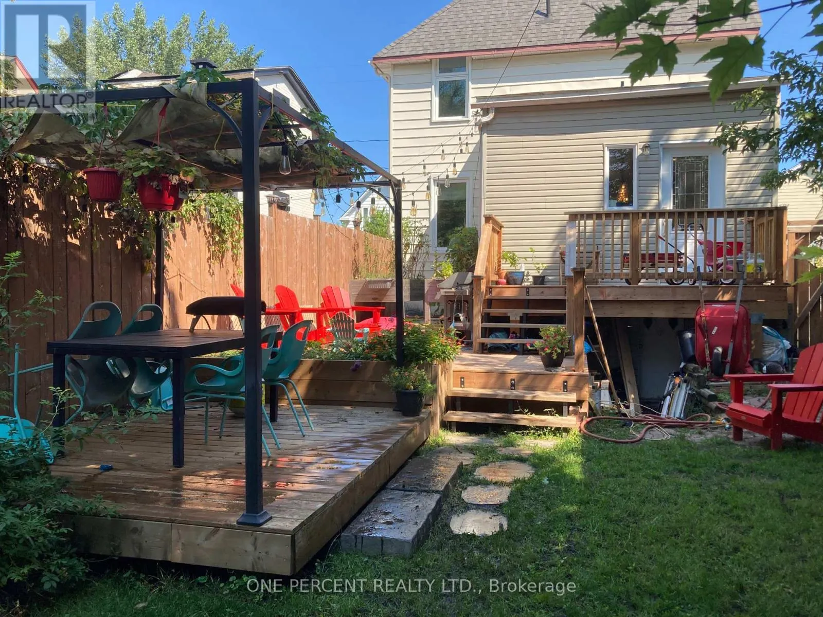 266 BRADLEY AVENUE