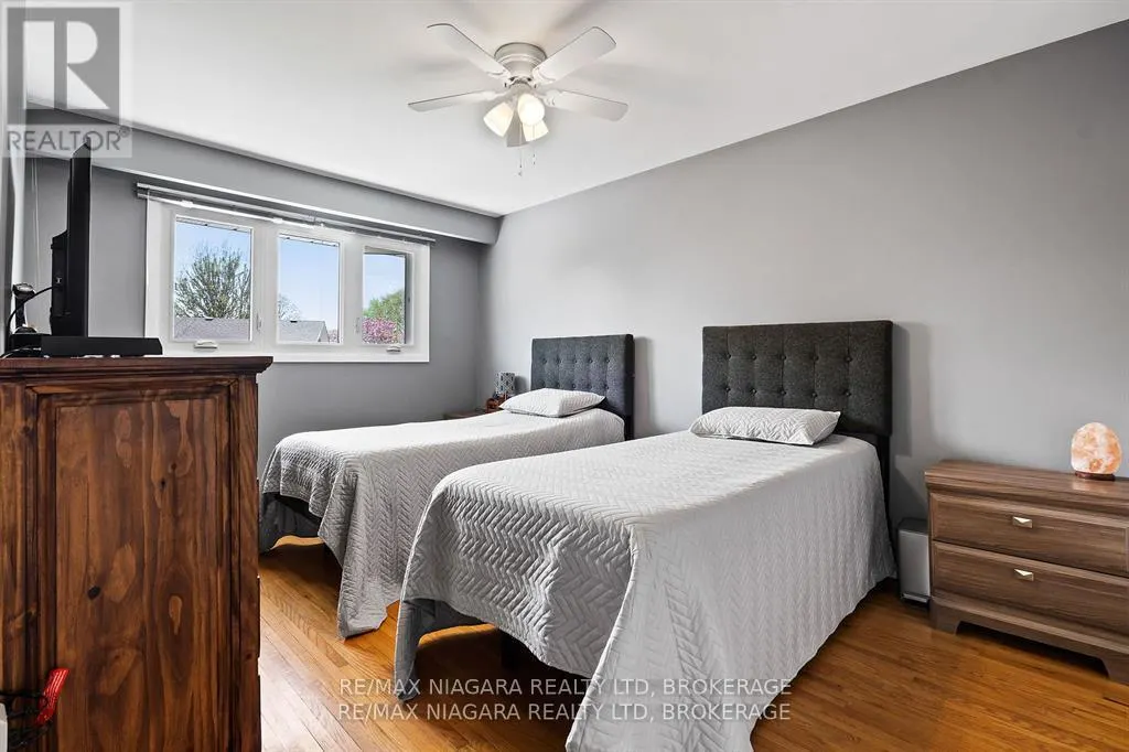 36 BENDINGROAD CRESCENT