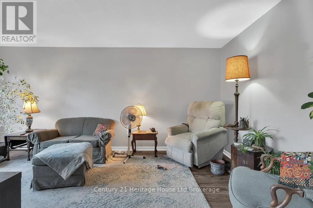 84 DENRICH AVENUE