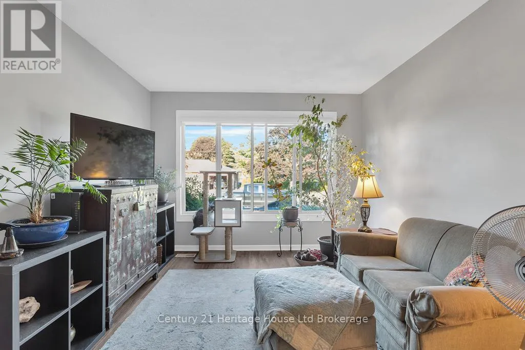 84 DENRICH AVENUE