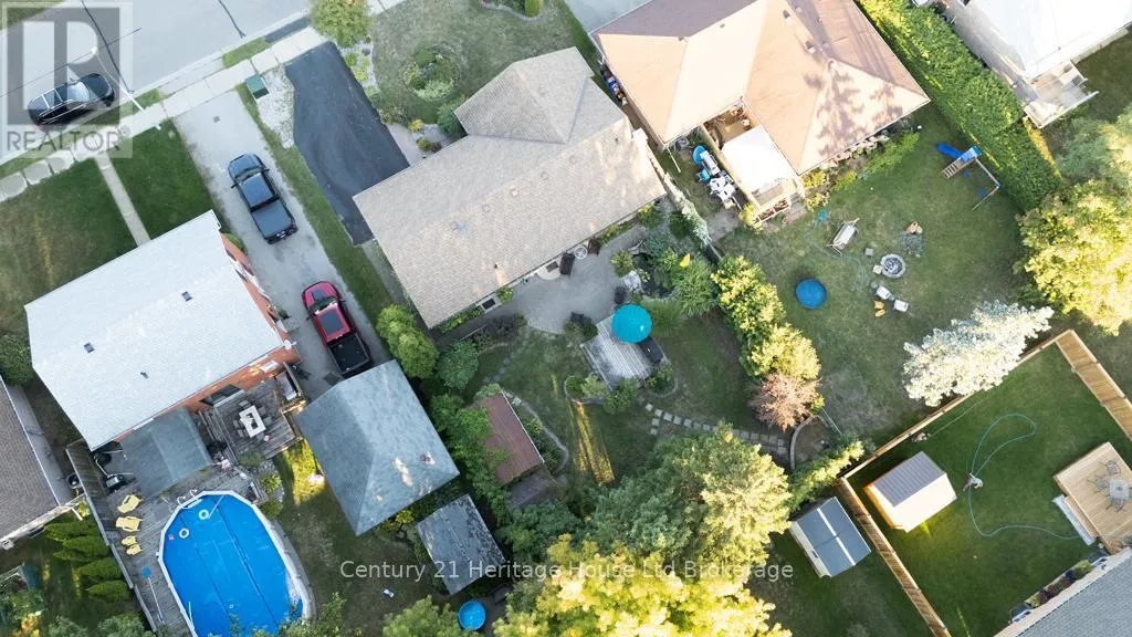 84 DENRICH AVENUE