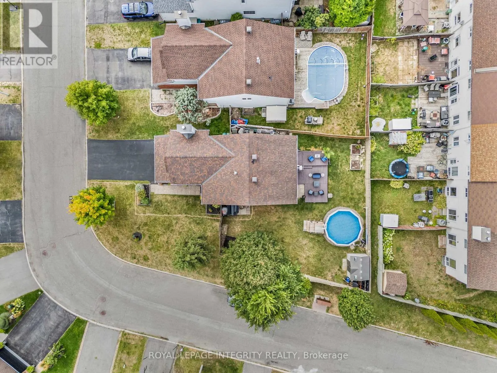 589 POCONO CRESCENT