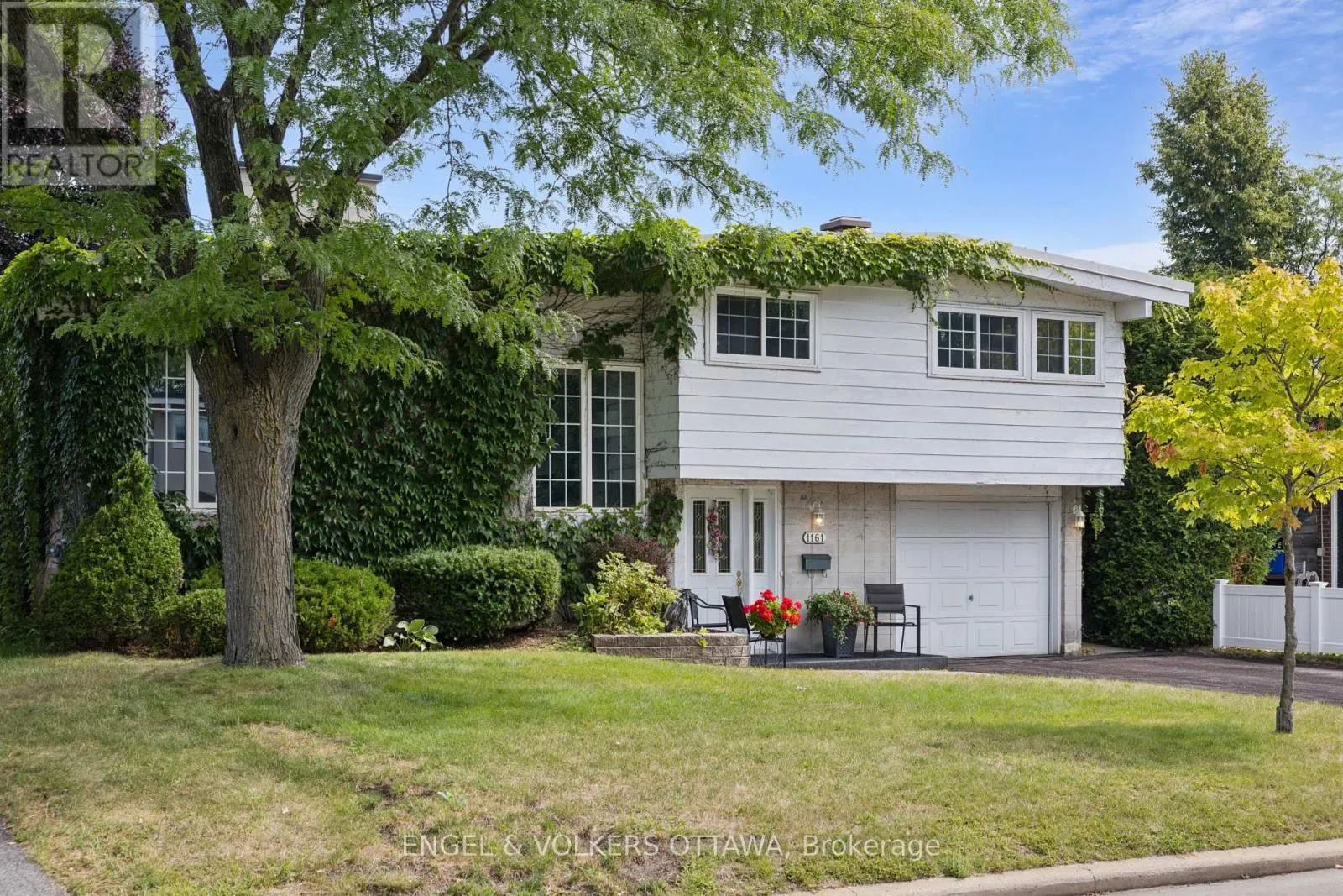 1161 CAMEO DRIVE