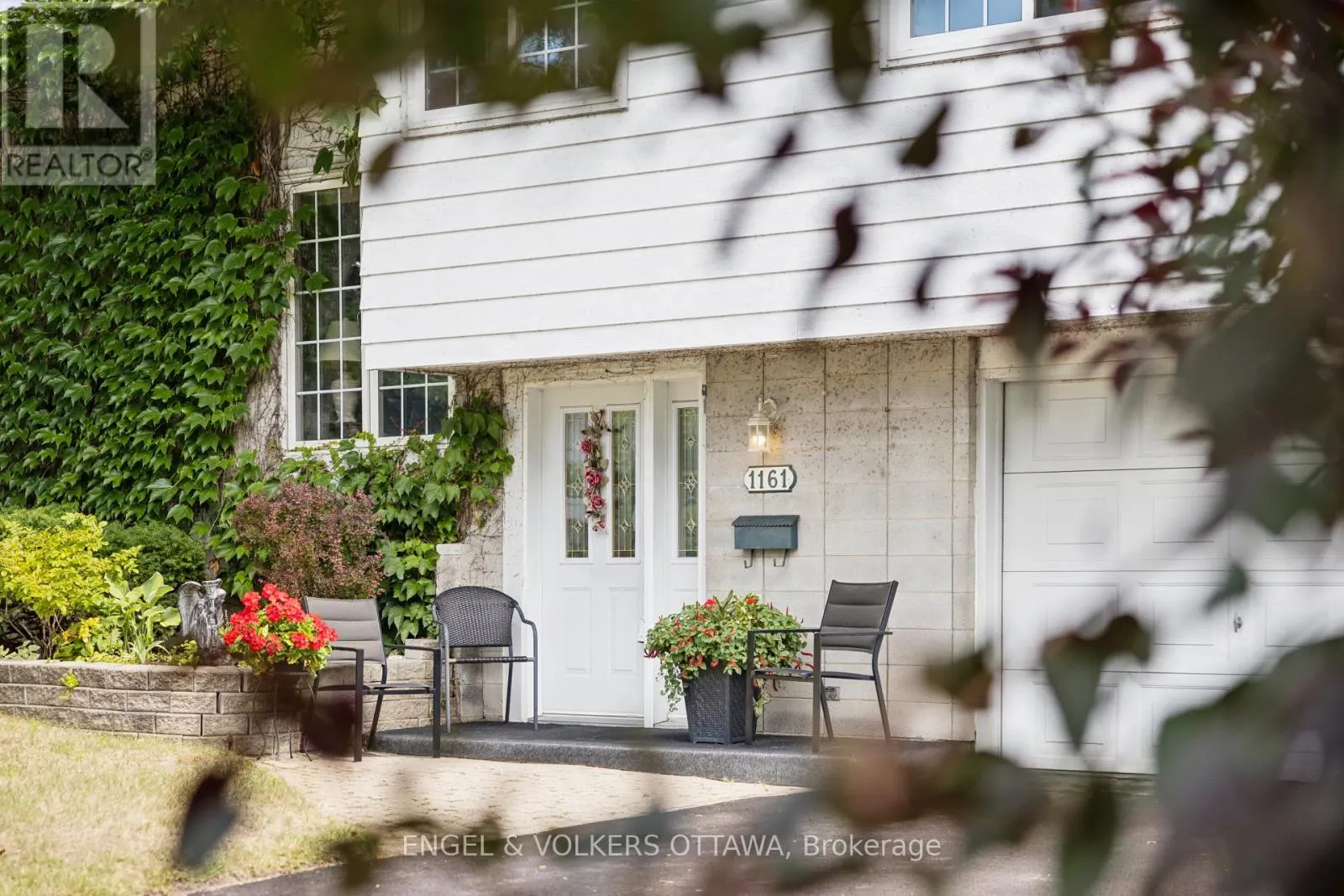 1161 CAMEO DRIVE