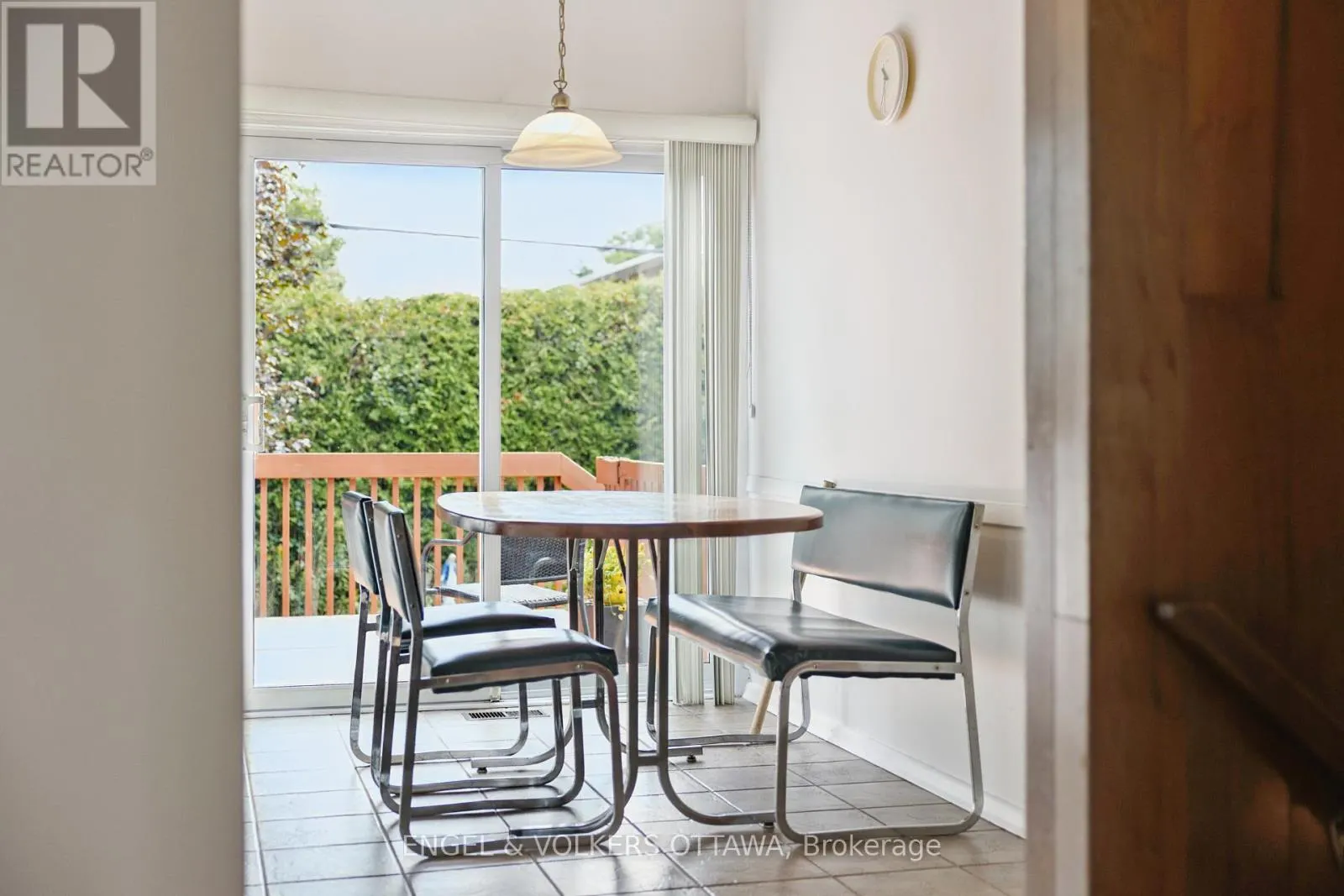 1161 CAMEO DRIVE